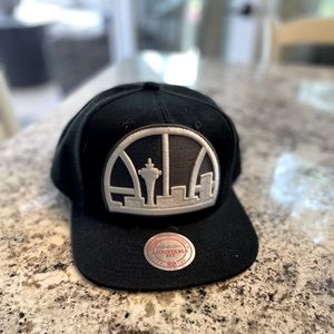 Seattle SuperSonics SnapBack